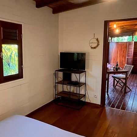 Bungalow Avec Jacuzzi Privatif Villa Sainte-Rose Eksteriør billede