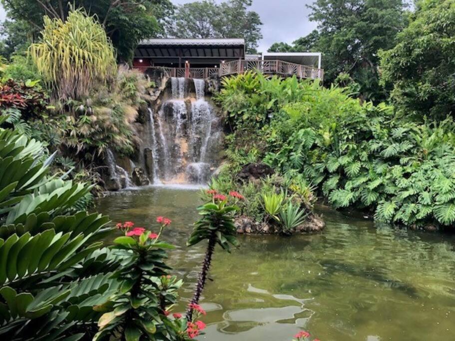 Bungalow Avec Jacuzzi Privatif Villa Sainte-Rose Eksteriør billede